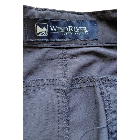 Men's Stylish Dark Grey Convertible Cargo Pants - Picture 10 of 11